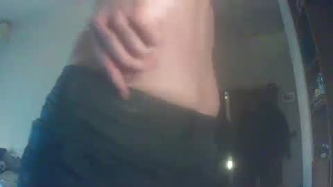 Snapshot of whiteduke81 chatting on May 20, 2026, 6:03 pm Whiteduke online show from May 20, 2026, 6:03 pm