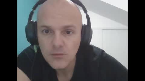 Snapshot of whiteeaglesrb chatting on January 13, 2025, 9:20 pm whiteeaglesrb online show from January 13, 2025, 9:20 pm