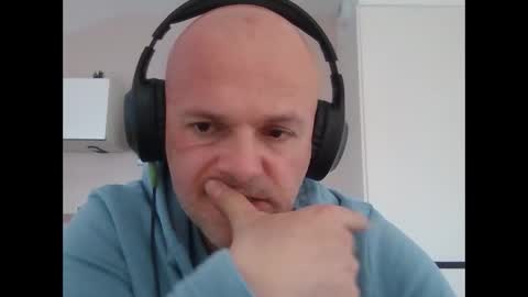 Snapshot of whiteeaglesrb chatting on February 20, 2025, 3:52 pm whiteeaglesrb online show from February 20, 2025, 3:52 pm