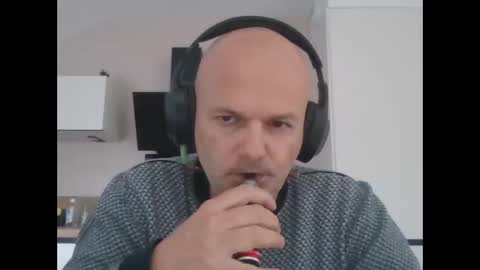 Snapshot of whiteeaglesrb chatting on October 11, 2025, 3:43 pm whiteeaglesrb online show from October 11, 2025, 3:43 pm