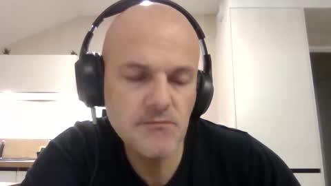 Snapshot of whiteeaglesrb chatting on October 23, 2025, 8:29 pm whiteeaglesrb online show from October 23, 2025, 8:29 pm