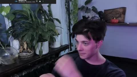 Snapshot of whiteegrimm chatting on November 9, 2025, 7:34 pm Gus online show from November 9, 2025, 7:34 pm