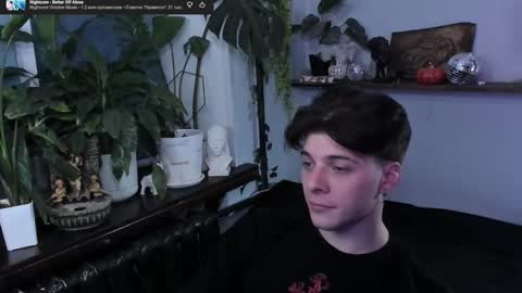 Snapshot of whiteegrimm chatting on November 30, 2025, 8:46 pm Gus online show from November 30, 2025, 8:46 pm