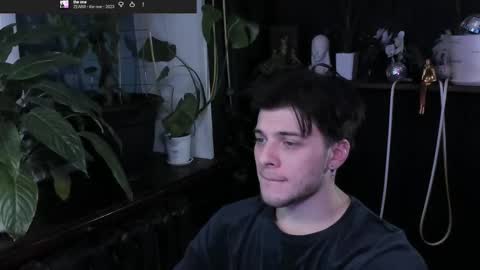 Snapshot of whiteegrimm chatting on December 20, 2025, 12:07 am Gus online show from December 20, 2025, 12:07 am