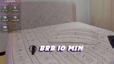 Snapshot of whitehelenn chatting on February 25, 2026, 7:12 pm whitehelenn online show from February 25, 2026, 7:12 pm