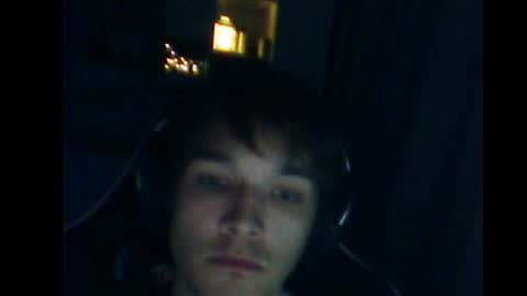 Snapshot of whitekingg chatting on November 25, 2025, 12:10 am whitekingg online show from November 25, 2025, 12:10 am