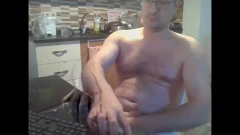 erhandemirci1987 online show from October 22, 2025, 6:29 pm