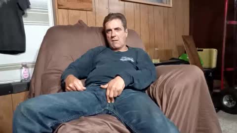 Snapshot of whitelion67 chatting on February 27, 2026, 2:22 am whitelion67 online show from February 27, 2026, 2:22 am