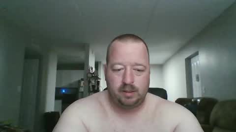 Snapshot of whitewolf850212 chatting on May 5, 2026, 10:12 am white wolf jeremy online show from May 5, 2026, 10:12 am