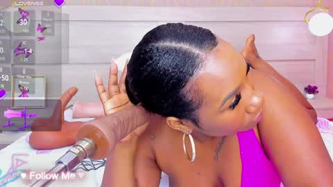 whitney online show from December 6, 2024, 1:22 pm