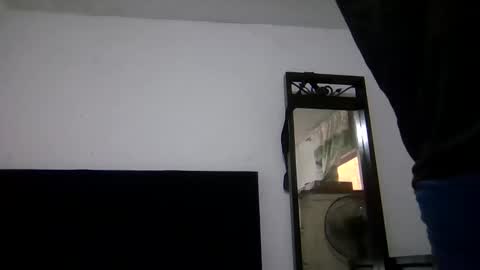 A little Whitte Raven online show from February 22, 2026, 9:13 pm