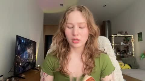 Alisa online show from April 3, 2026, 7:50 am