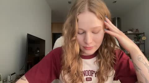 Alisa online show from April 18, 2026, 7:34 am