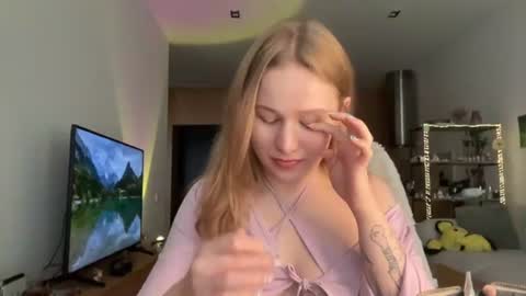 Snapshot of whoisalisa chatting on July 15, 2026, 8:08 am Alisa online show from July 15, 2026, 8:08 am