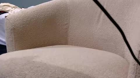 whoopthereitis8 online show from October 22, 2025, 12:05 pm