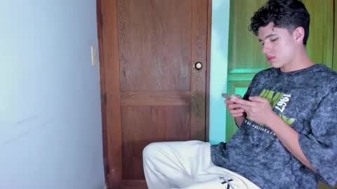 whos_he online show from January 5, 2026, 9:29 pm