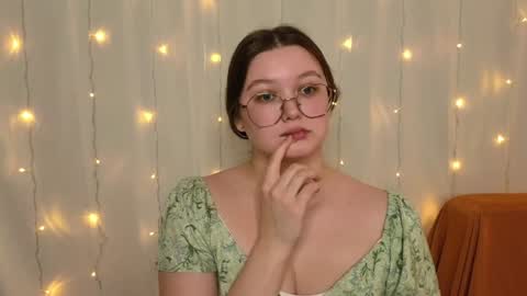 Sarah online show from February 5, 2025, 5:30 am