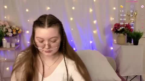 Sarah online show from March 4, 2025, 4:38 am