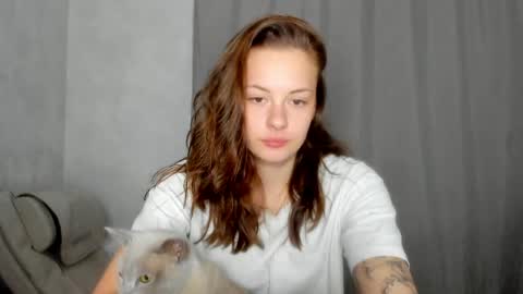 Snapshot of why_again_me chatting on April 20, 2026, 6:42 pm Veronica online show from April 20, 2026, 6:42 pm