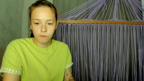 Snapshot of why_again_me chatting on May 18, 2026, 6:36 pm Veronica online show from May 18, 2026, 6:36 pm