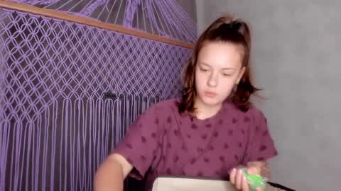Snapshot of why_again_me chatting on June 2, 2026, 8:22 pm Veronica online show from June 2, 2026, 8:22 pm