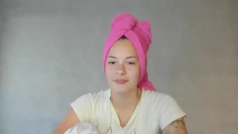 Snapshot of why_again_me chatting on July 8, 2026, 6:23 pm Veronica online show from July 8, 2026, 6:23 pm