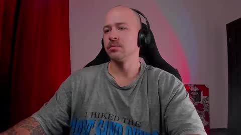 VI online show from November 4, 2025, 5:34 pm