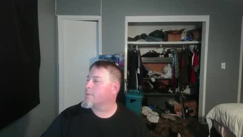 Snapshot of whydoidothis77 chatting on February 17, 2026, 2:19 am whydoidothis77 online show from February 17, 2026, 2:19 am