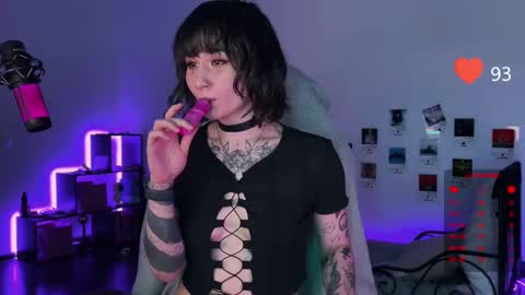 iggy iggz online show from February 16, 2025, 1:03 am