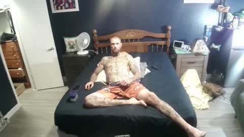 whyteboi8989 online show from September 22, 2025, 7:21 am