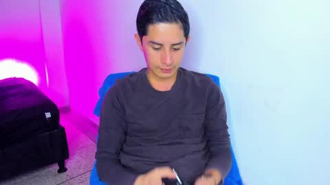 Snapshot of wickedboy_twink chatting on May 25, 2026, 6:58 pm JAISON online show from May 25, 2026, 6:58 pm