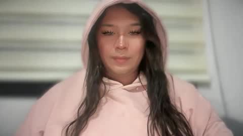 Minna online show from February 9, 2026, 6:45 pm