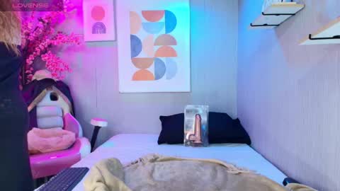 Snapshot of wife_mature chatting on June 5, 2026, 12:22 pm sussy online show from June 5, 2026, 12:22 pm