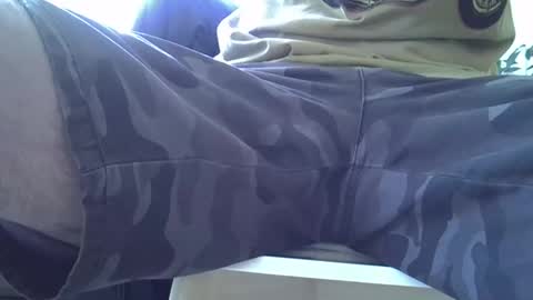 Snapshot of wifewatcher123 chatting on September 25, 2025, 9:02 am wifewatcher123 online show from September 25, 2025, 9:02 am