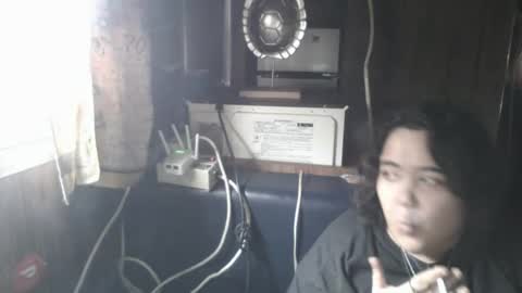 Snapshot of wigper chatting on December 22, 2025, 9:12 pm wigper online show from December 22, 2025, 9:12 pm