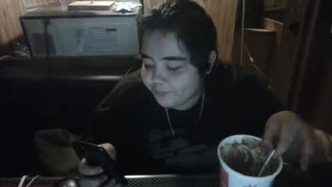 Snapshot of wigper chatting on January 14, 2026, 7:25 am wigper online show from January 14, 2026, 7:25 am