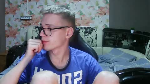 wiiinkyyy online show from November 24, 2025, 2:17 pm