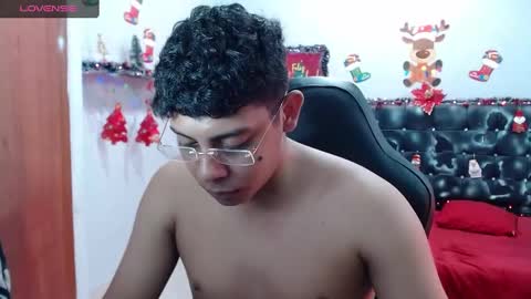 Snapshot of wiilliam_20 chatting on December 12, 2024, 4:21 pm wiilliam online show from December 12, 2024, 4:21 pm