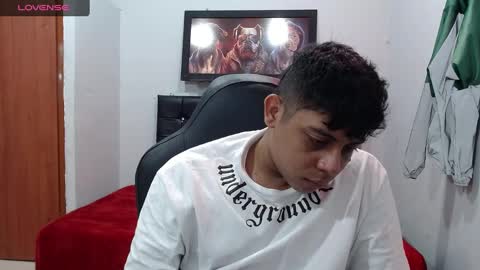 Snapshot of wiilliam_20 chatting on March 5, 2025, 1:06 pm wiilliam online show from March 5, 2025, 1:06 pm