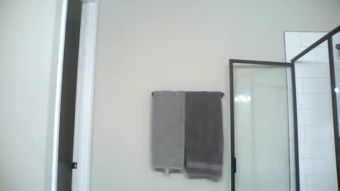 wil1565 online show from November 19, 2025, 3:06 am