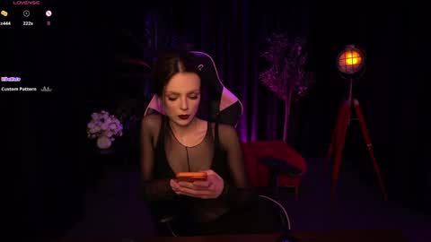 Alice online show from June 3, 2026, 3:50 pm