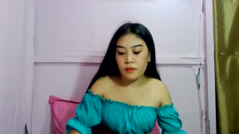 wild_doll69 online show from April 21, 2026, 2:15 am