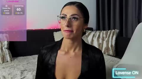 WildWhispers online show from November 27, 2025, 5:53 am