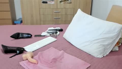 Snapshot of wildallisa chatting on February 4, 2025, 7:44 pm Alissa online show from February 4, 2025, 7:44 pm