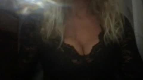 Snapshot of wildandjung chatting on July 12, 2026, 11:40 pm Liesbeth online show from July 12, 2026, 11:40 pm