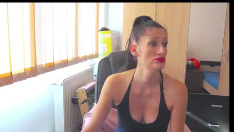 Bea online show from September 19, 2025, 6:37 am