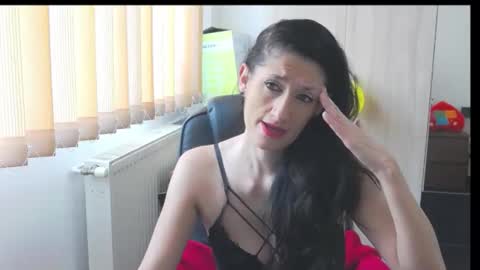 Bea online show from November 26, 2025, 7:20 am