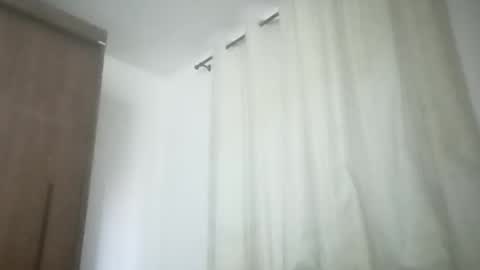 wildbrdick online show from April 17, 2026, 9:34 am