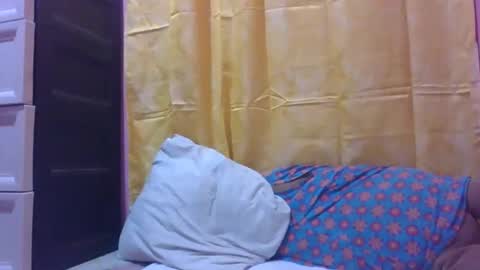 wildchilly_pearl19 online show from April 29, 2026, 12:42 pm