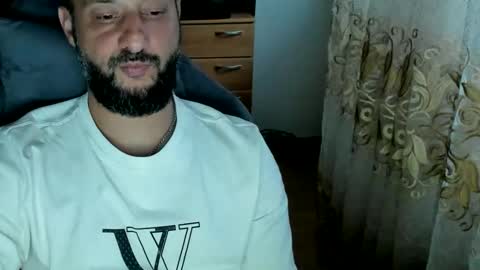 wildcrazypussy online show from June 4, 2026, 2:34 pm